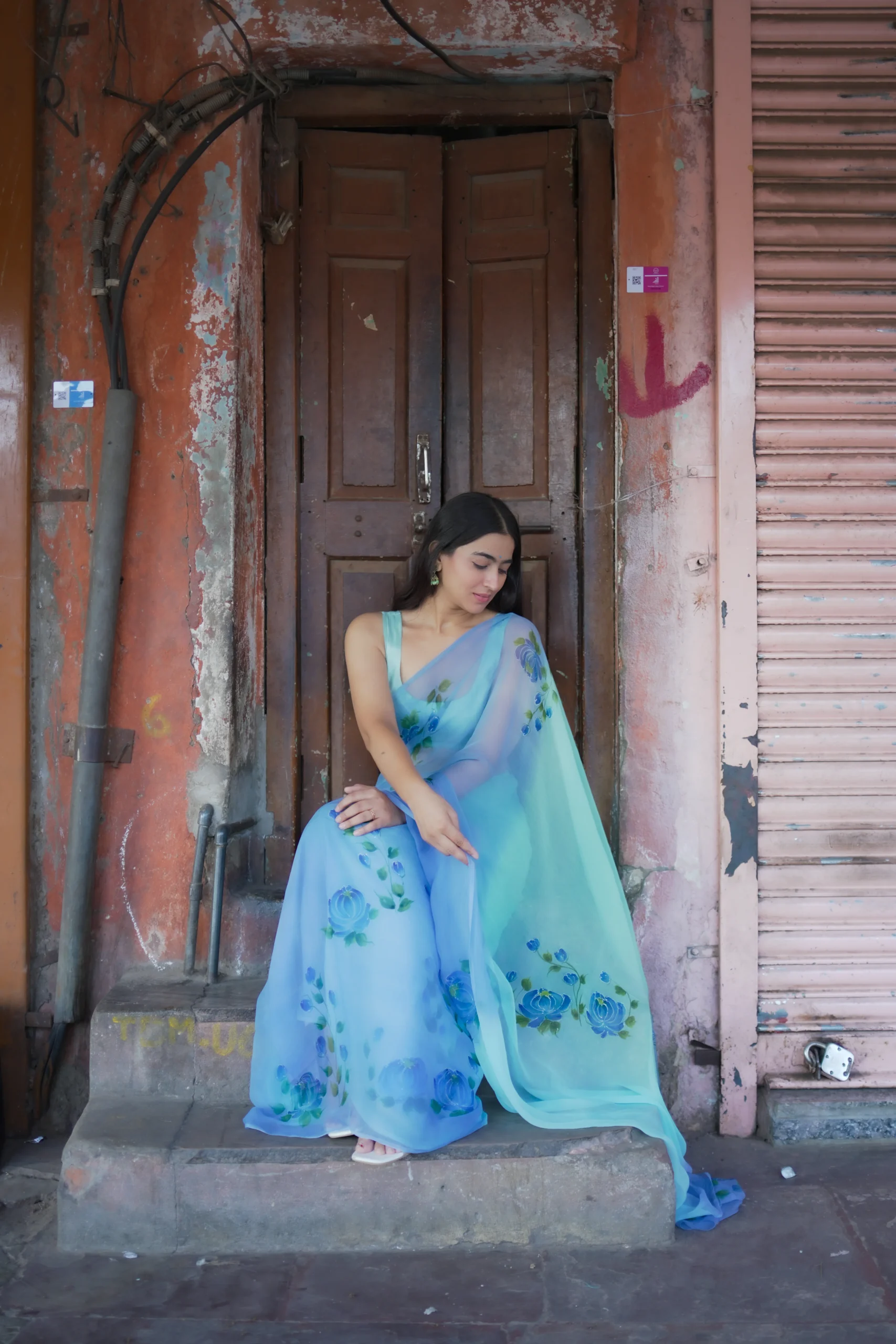 Nilaya Floral Hand-Painted Chiffon Saree - Image 2